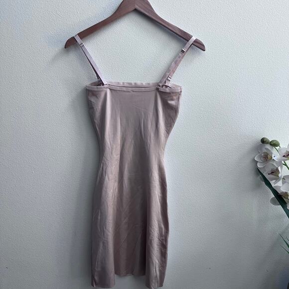SPANX Women's Bodycon Shapewear Adjustable Straps Beige Size Small - Picture 5 of 9